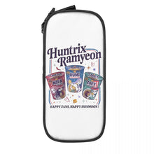 Lade das Bild in den Galerie-Viewer, Federmappe im K-Pop Demon Hunters Stil – vielfältige Motiv-Auswahl