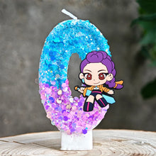 Lade das Bild in den Galerie-Viewer, Festliche K-Pop Demon Hunters Kerze – inklusive Jahreszahl für Geburtstage