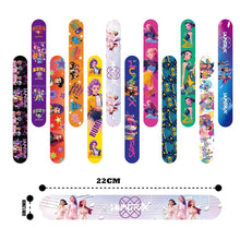 Lade das Bild in den Galerie-Viewer, Farbenfrohe Kinderarmbänder der K-Pop Demon Hunters