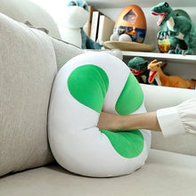 Lade das Bild in den Galerie-Viewer, Super Mario Plüsch Eier Kissen