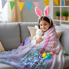 Lade das Bild in den Galerie-Viewer, Kuschelige Flanelldecken im Hunterix K-Pop Demon Hunters Stil – Auswahl aus 31 Motiven