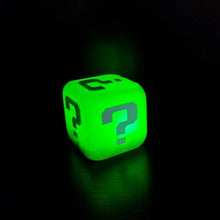 Lade das Bild in den Galerie-Viewer, Super Mario LED Wecker mit Alarmfunktion im Fragezeichen Look