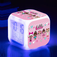 Lade das Bild in den Galerie-Viewer, Digitaler LOL Surprise Wecker mit wechselnden Farben kaufen - Pk.toys