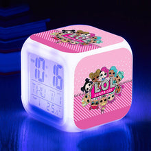 Lade das Bild in den Galerie-Viewer, Digitaler LOL Surprise Wecker mit wechselnden Farben kaufen - Pk.toys