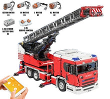 Lade das Bild in den Galerie-Viewer, Technik Baustein Set Feuerwehr Auto mit Fernbedienung (4886 Teile) kaufen - Pk.toys