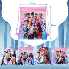 Lade das Bild in den Galerie-Viewer, Kordeltasche „Hunterx K-Pop Demon Hunters“ mit Motiven von Zoey, Rumi und Mira
