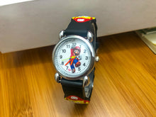 Lade das Bild in den Galerie-Viewer, Super Mario Kinder Armbanduhr in verschiedenen Farben kaufen - Pk.toys

